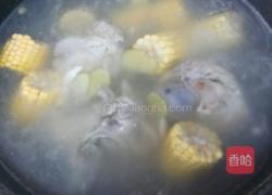 玉米大骨头汤的做法图解5