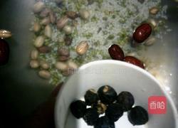 桂圆莲子八宝粥的做法图解7