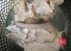 萝卜棒骨汤的做法图解4