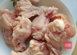 翅根炖土豆的做法图解1