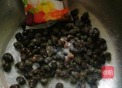 香辣田螺的做法图解1