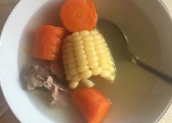胡萝卜玉米猪骨汤