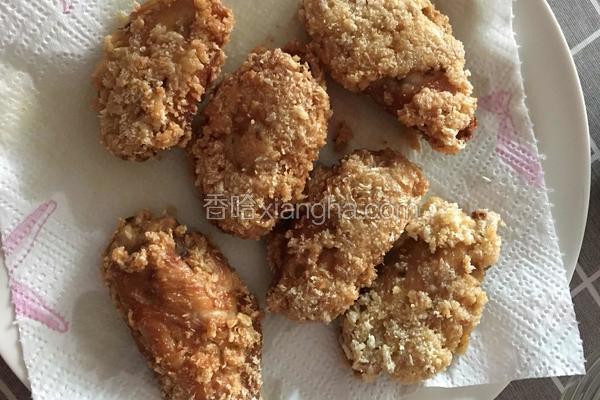 面包糠炸鸡翅