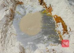 菊花馒头的做法图解3