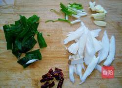 菌菇炒鸭胗的做法图解3