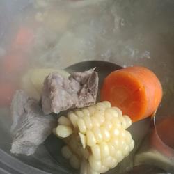 排骨玉米汤的做法[图]