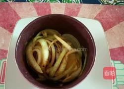 洋葱拌木耳的做法图解4