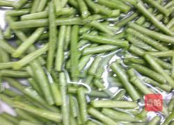 干煸豆角的做法图解2