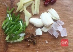 冰糖红烧武昌鱼的做法图解2