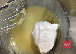 戚风蛋糕(6寸)的做法图解11