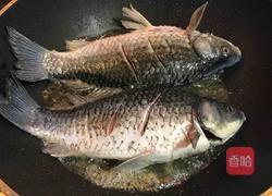 红烧鲫鱼的做法图解8