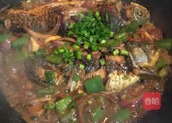 红烧鲫鱼的做法图解14