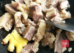 广式萝卜焖炖牛腩的做法图解3