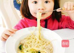 西蓝花丸子面的做法图解8