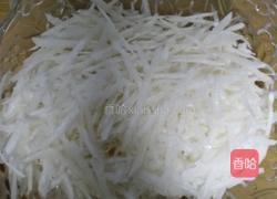 炸萝卜丸子的做法图解2