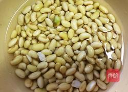 黄豆鸡蛋饼的做法图解1