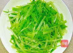 萝卜粉丝虾汤的做法图解4