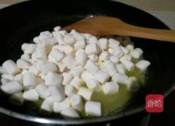 抹茶蜜豆牛扎饼干的做法图解3