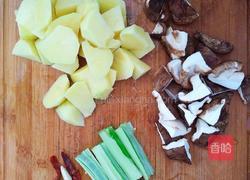 地锅鸡的做法图解1