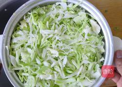 包菜炒鸡蛋的做法图解3