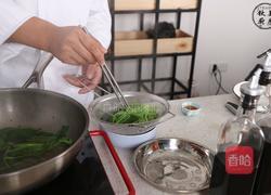 上汤的美味秘籍,鲜到连汤都一口气喝完的上汤菠菜的做法图解11