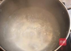 煮西米露的做法图解1