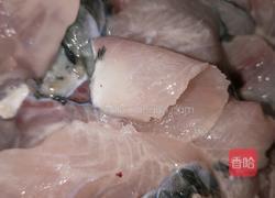 美味可口的酸菜鱼少不了自制泡菜的做法图解2