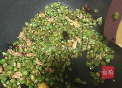 肉末炒四季豆的做法图解14