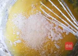 斑马纹酸奶蛋糕的做法图解3