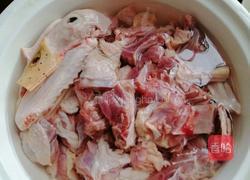 花旗参水鸭汤的做法图解2