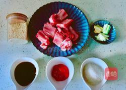 糖醋排骨的做法图解1