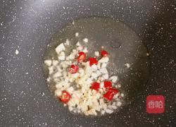 5分钟快手家常菜‼️用火锅底料炒菜竟然如此好吃的做法图解3