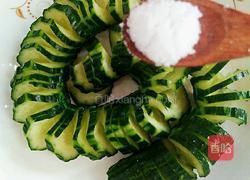 凉拌蓑衣黄瓜的做法图解2