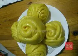 Illustration of how to make pumpkin steamed buns 17