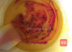 火龙果八寸戚风蛋糕的做法图解6