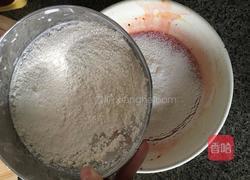 火龙果八寸戚风蛋糕的做法图解8