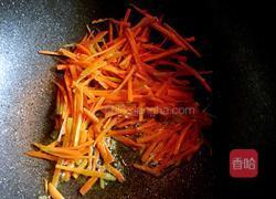 胡萝卜炒鸡蛋的做法图解3