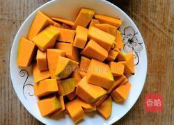 南瓜粥的做法图解1