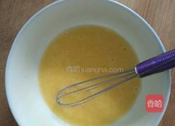 火龙果葡萄干核桃马芬蛋糕的做法图解2