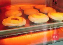 Illustration of how to make egg tarts that are crispy on the outside and tender on the inside (without condensed milk) 10