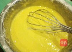 戚风蛋糕的做法图解8