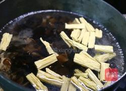 木耳炒腐竹的做法图解6