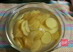 炸薯片的做法图解3