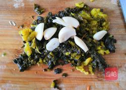 酸菜面的做法图解2