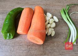 炒胡萝卜的做法图解2