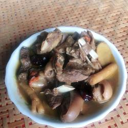 黑山羊肉煮客家黄酒的做法[图]