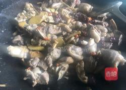 黑山羊肉煮客家黄酒的做法图解2