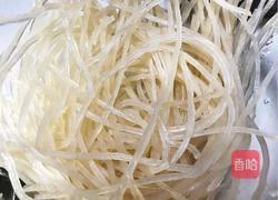 圆白菜炒粉丝的做法图解1