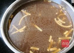 瘦肉猪皮冻的做法图解4