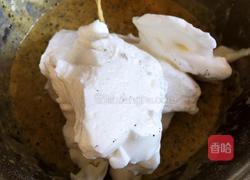 黑芝麻戚风蛋糕的做法图解8